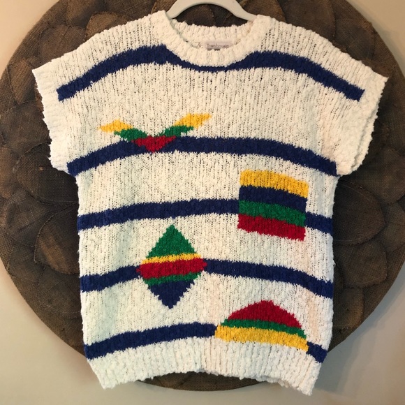 Sweaters - Townhouse Vintage Women’s Sweater